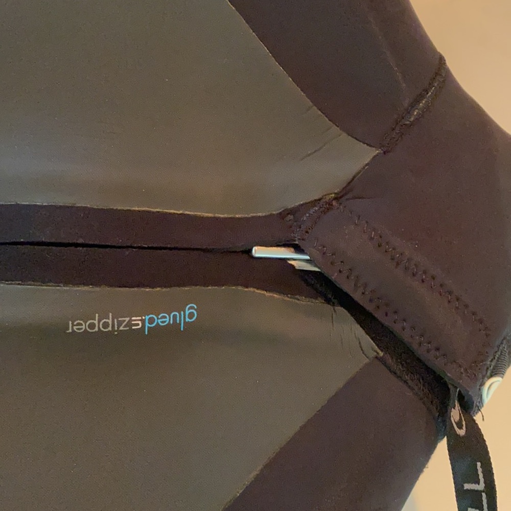 Ladies Oneil . Full Wet Suit View 3